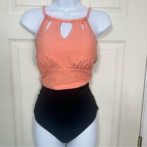 NWT‎ Cupshe High Neck Cutout One Piece Swimsuit Size Medium